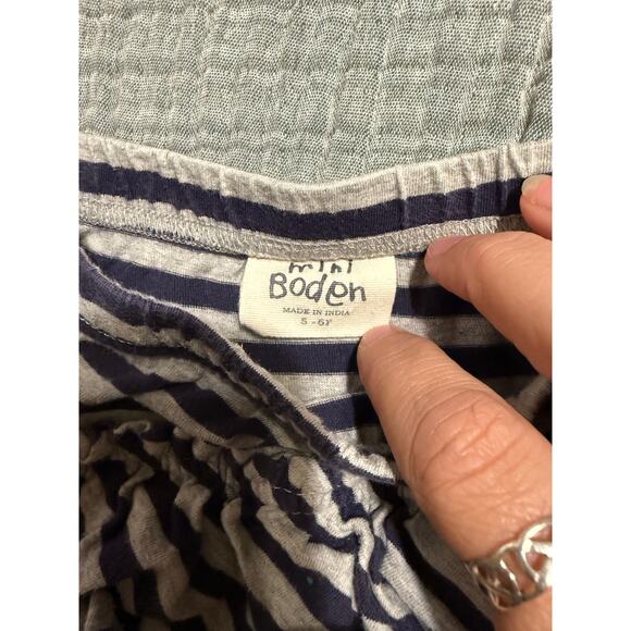 Mini Boden Striped Blue Grey Skirt Girls Size 5/6 - Picture 2 of 2